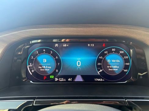 Used 2025 Volkswagen Atlas SE image 5