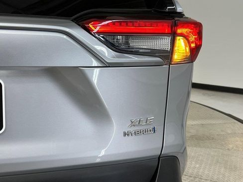 Used 2024 Toyota RAV4 XLE image 10