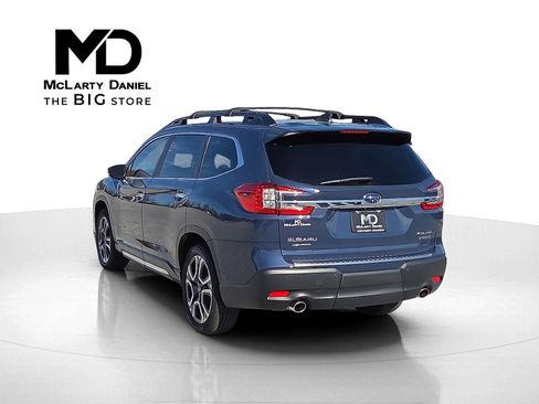 Used 2025 Subaru Ascent Touring image 4