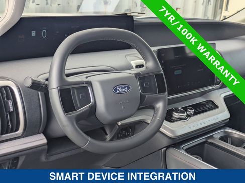 Certified 2025 Ford Expedition Active RWD image 26