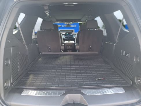 Used 2023 Chevrolet Tahoe Z71 w/ Z71 Off-Road Package AWD/4WD image 26