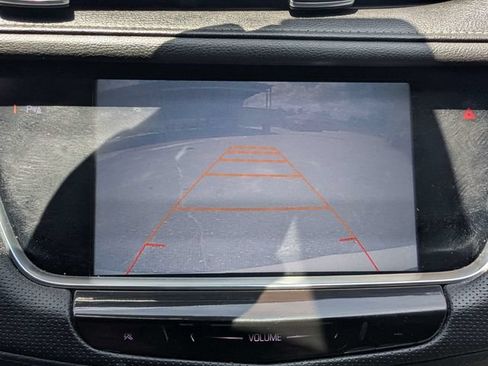 Used 2017 Cadillac XT5 FWD image 32