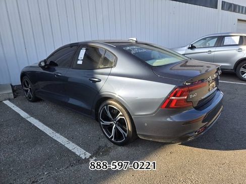 Used 2024 Volvo S60 B5 Plus w/ Climate Package AWD/4WD image 3