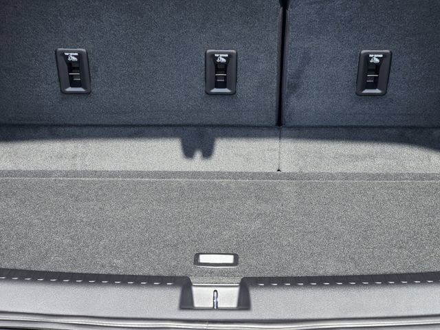 New 2025 Buick Enclave Sport Touring w/ Super Cruise Package FWD image 40