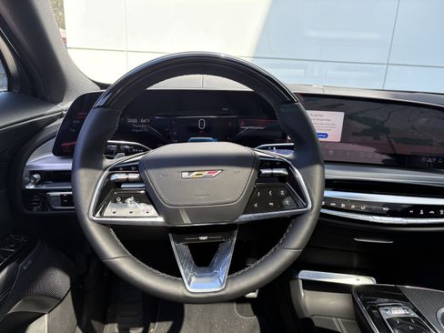 New 2026 Cadillac Lyriq V image 17