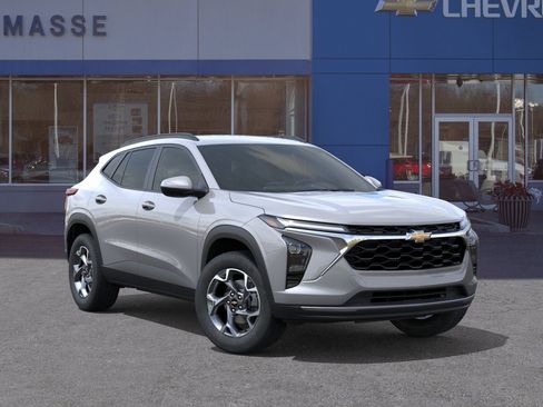 New 2026 Chevrolet Trax LT w/ Driver Confidence Package FWD image 7