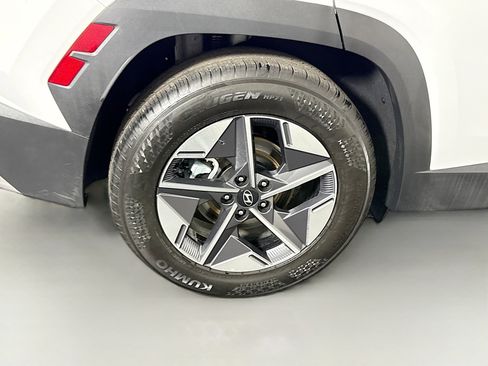 Used 2026 Hyundai Tucson SEL FWD image 33