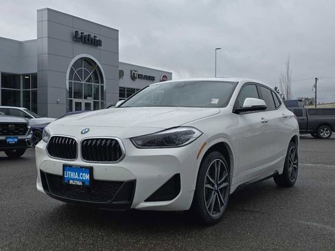 Used 2022 BMW X2 xDrive28i w/ Premium Package Essential image 1