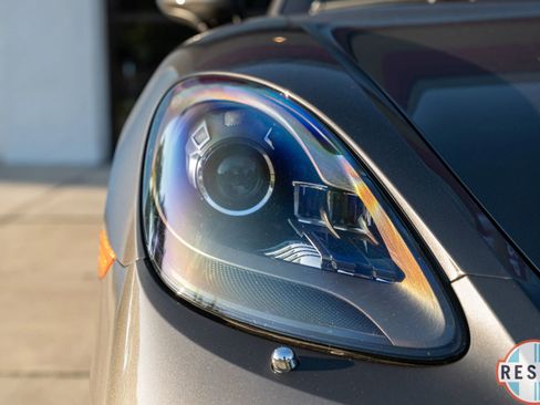 Used 2018 Porsche 718 Cayman S RWD image 25