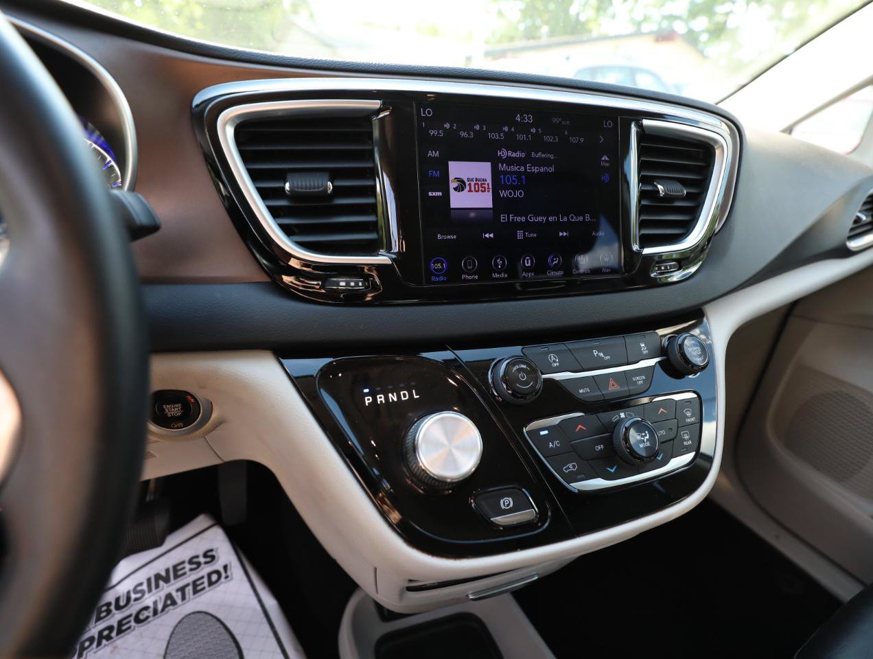 Used 2018 Chrysler Pacifica Touring-L Plus w/ Tire & Wheel Group FWD image 20
