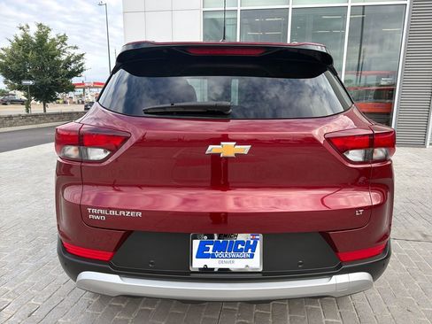 Used 2024 Chevrolet TrailBlazer LT AWD/4WD image 4