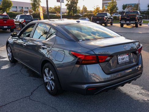 Used 2025 Nissan Altima 2.5 S image 6