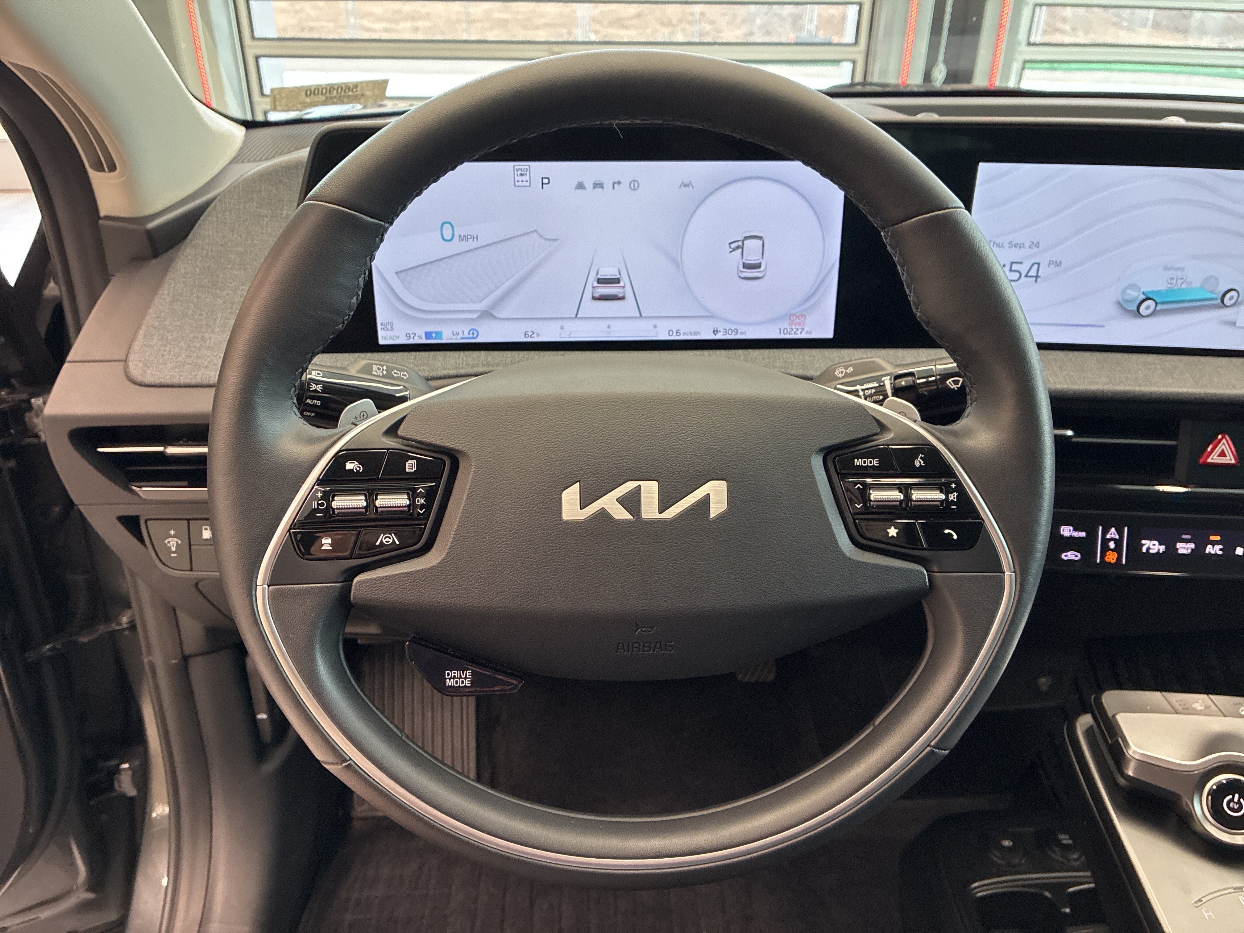 Used 2024 Kia EV6 Light AWD/4WD image 23