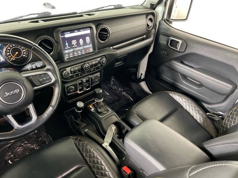 Used 2021 Jeep Wrangler Unlimited Sahara AWD/4WD image 23