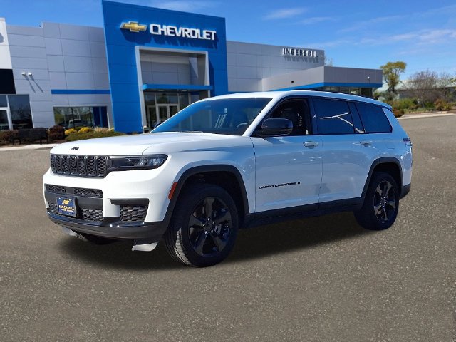 Used 2023 Jeep Grand Cherokee L Laredo AWD/4WD image 34