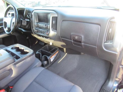 Used 2019 Chevrolet Silverado 1500 LT RWD image 11