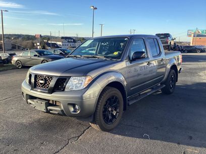 Used 2021 Nissan Frontier SV w/ Midnight Edition Floor Mats