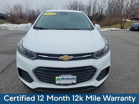 Used 2022 Chevrolet Trax LS w/ Tint and Cruise Package image 2