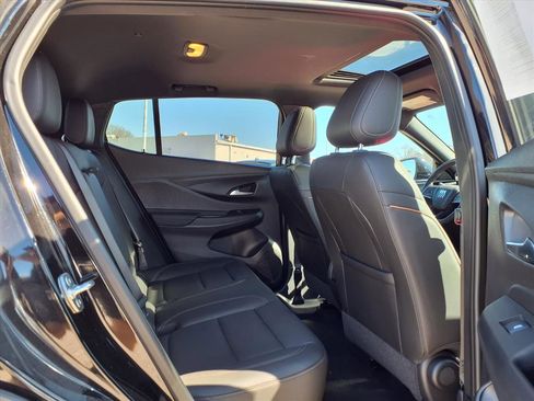 Used 2024 Buick Envista Avenir image 29