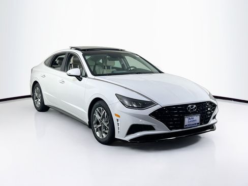 Used 2023 Hyundai Sonata SEL w/ Convenience Package FWD image 3