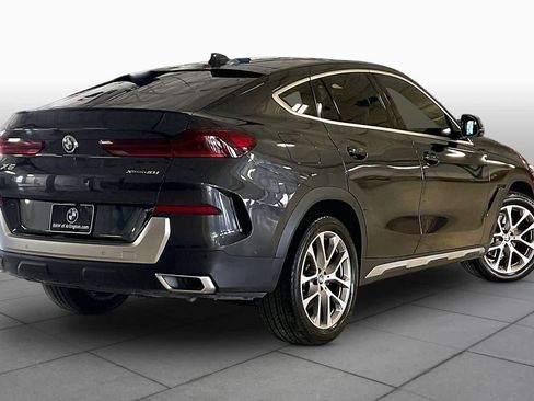 Used 2021 BMW X6 xDrive40i w/ Executive Package 2 AWD/4WD image 12