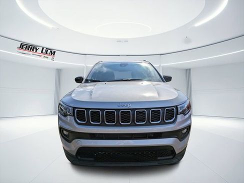 New 2026 Jeep Compass Latitude AWD/4WD image 7