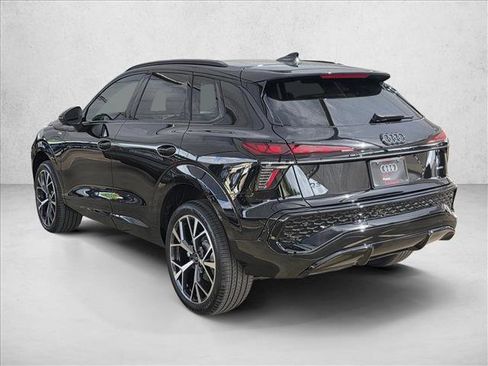 New 2026 Audi Q3 quattro 2.0T AWD/4WD image 7