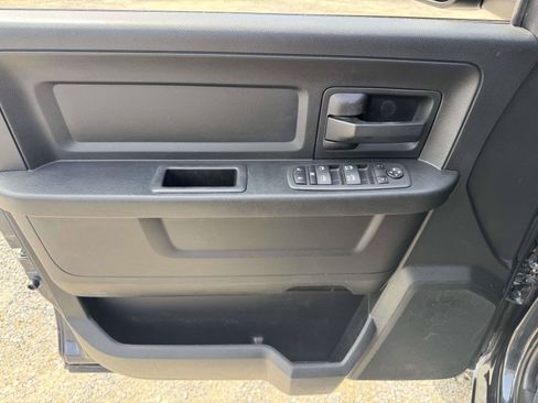 Used 2018 RAM 1500 Express w/ Express Value Package AWD/4WD image 13