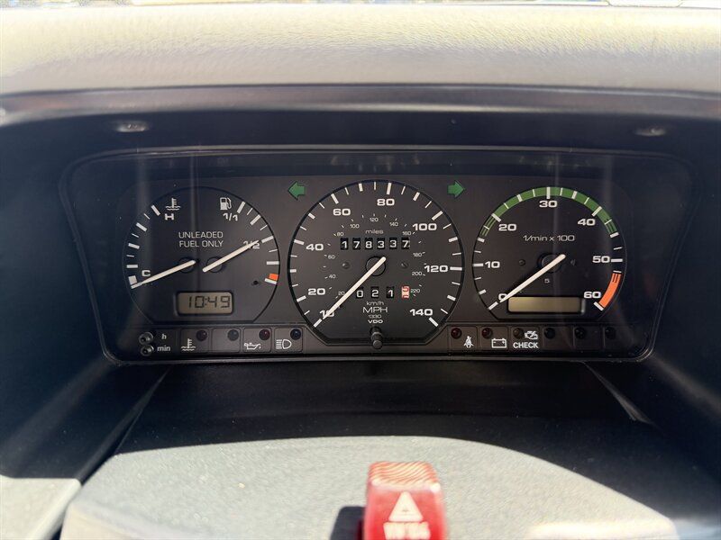 Used 1995 Volkswagen Eurovan Camper FWD image 10