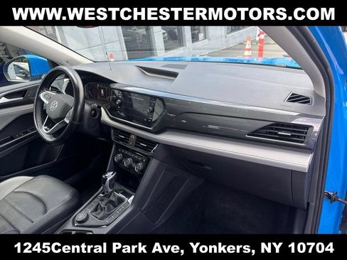Used 2023 Volkswagen Taos SEL AWD/4WD image 16