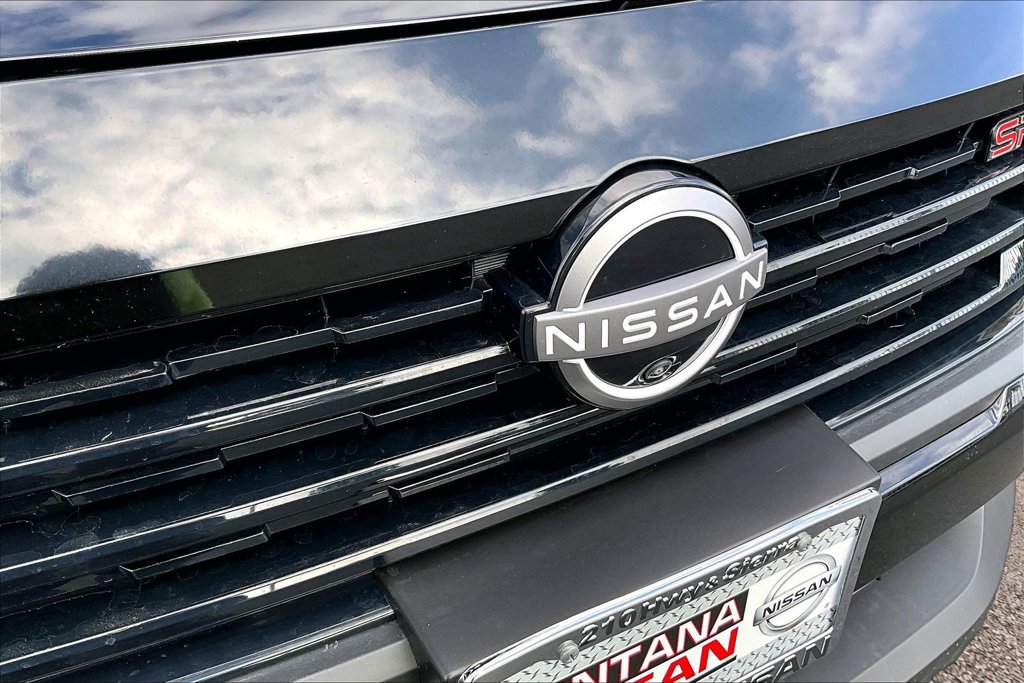 New 2026 Nissan Kicks SR FWD image 32