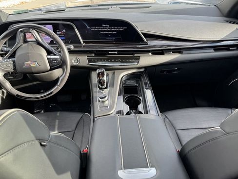 Used 2023 Cadillac Escalade Sport AWD/4WD image 29
