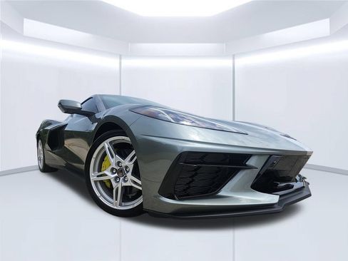 Used 2023 Chevrolet Corvette Stingray Preferred Cpe w/ Z51 Performance Package RWD image 19