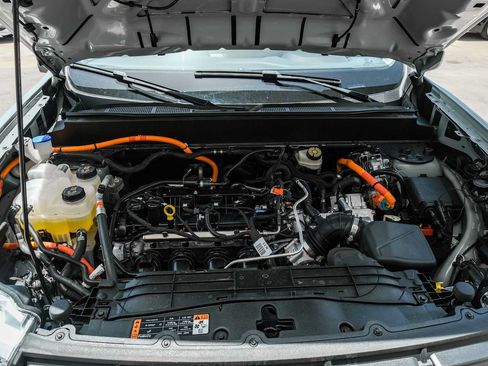 Used 2023 Ford Maverick Lariat FWD image 43