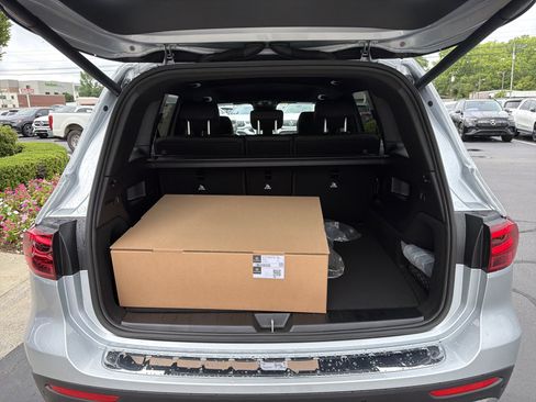 New 2026 Mercedes-Benz GLB 250 image 35