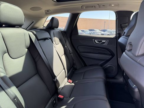 Used 2023 Volvo XC60 B5 Plus w/ Protection Package Premier image 39