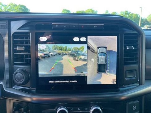 Certified 2024 Ford F150 Platinum w/ Equipment Group 702A High AWD/4WD image 32