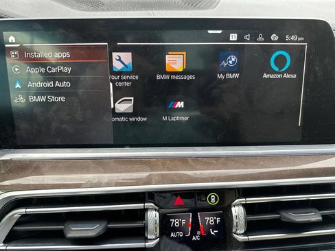 Used 2022 BMW X5 xDrive40i w/ Premium Package AWD/4WD image 17