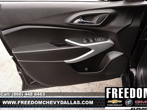 Used 2026 Chevrolet Trax RS w/ Driver Confidence Package image 37