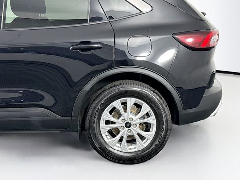 Used 2023 Ford Escape Active w/ Tech Pack #1 AWD/4WD image 38