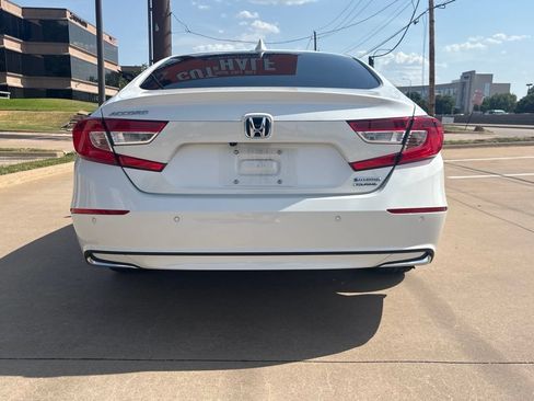 Used 2022 Honda Accord Touring image 13