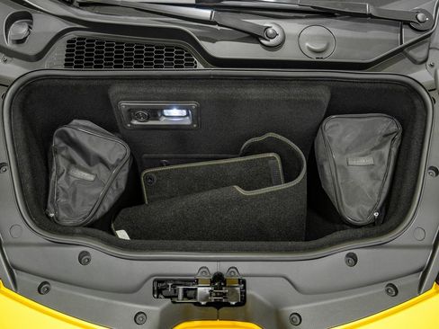 Used 2018 Lamborghini Huracan Performante image 57