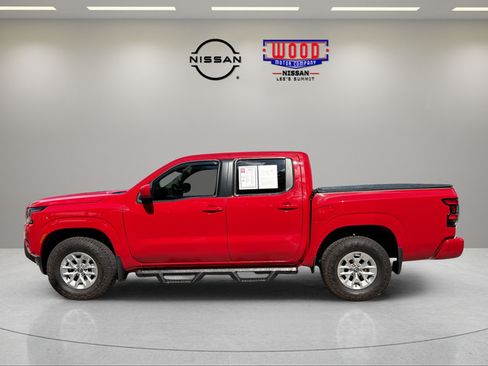 Used 2024 Nissan Frontier SV w/ Technology Package AWD/4WD image 9