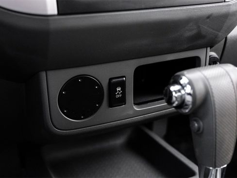 Used 2019 Nissan Frontier S image 23