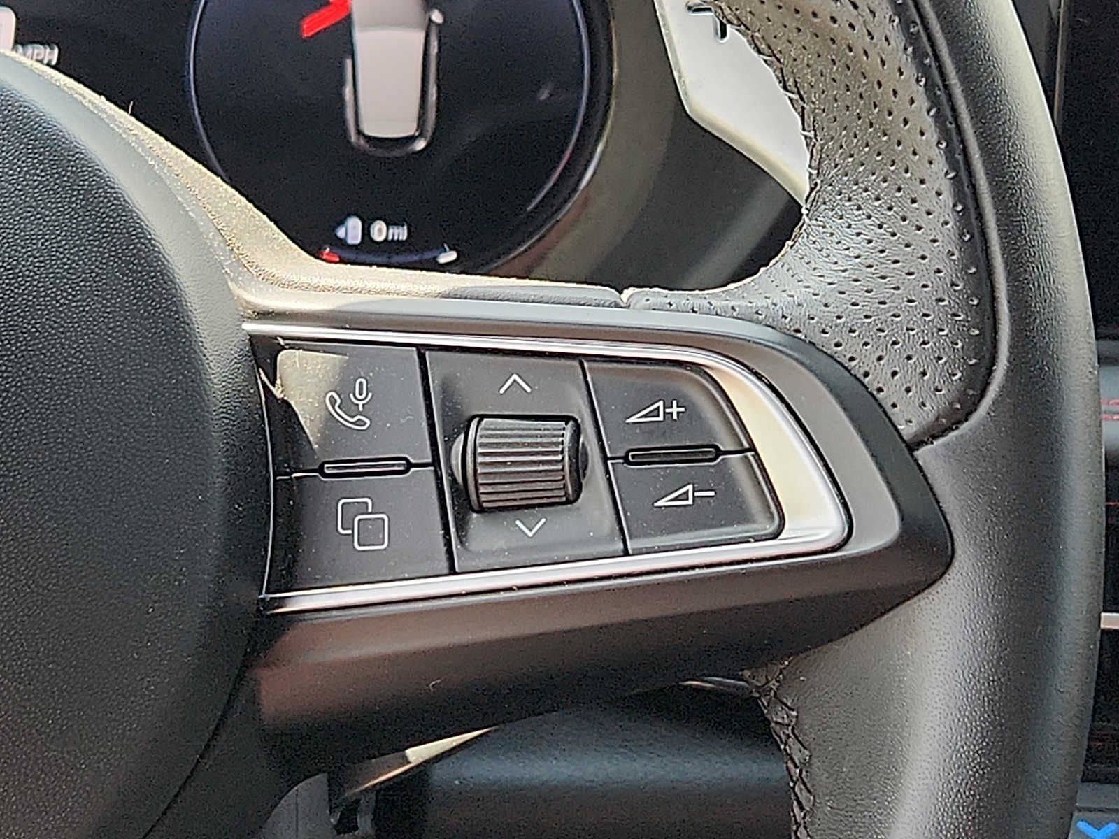 Used 2024 Dodge Hornet R/T Plus AWD/4WD image 22