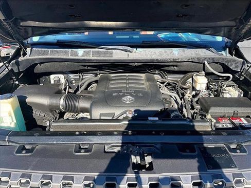 Used 2019 Toyota Tundra SR5 image 9