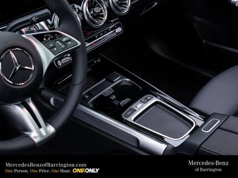 New 2026 Mercedes-Benz GLB 250 4MATIC image 13