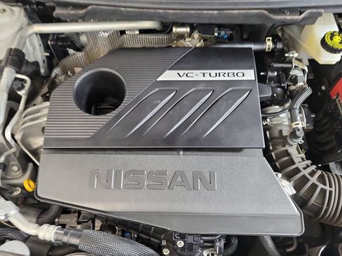 Used 2023 Nissan Rogue SV FWD image 10