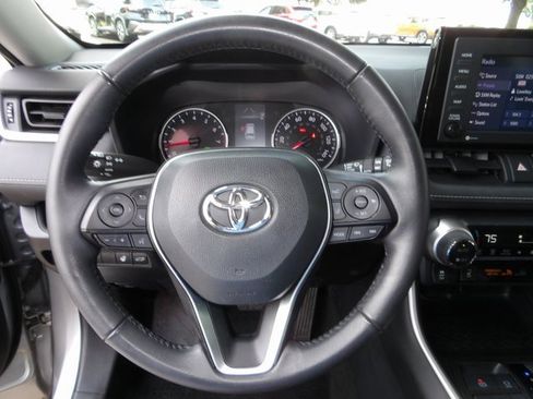 Used 2022 Toyota RAV4 XLE w/ Convenience Package image 37