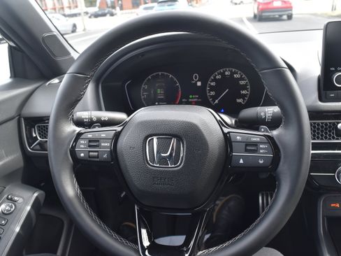 Certified 2025 Honda Civic Sport image 15